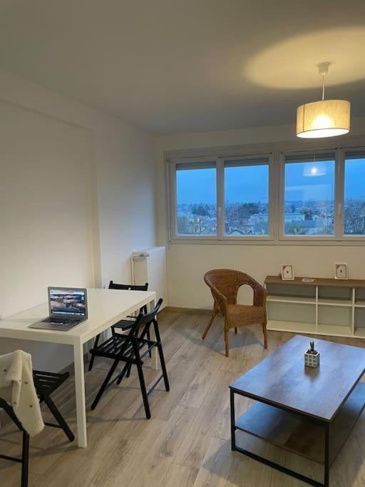 Appartement A Orleans Paisible Exterior photo